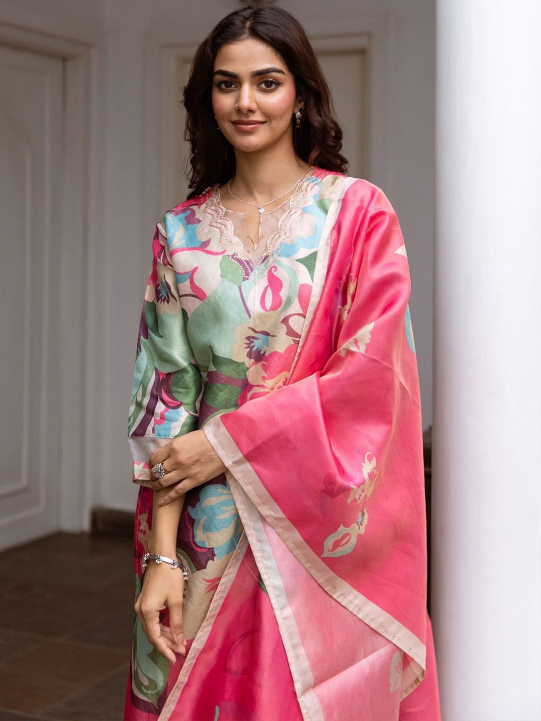 Indo Era Women Floral Printed Regular Kurta with Trousers & With Dupatta