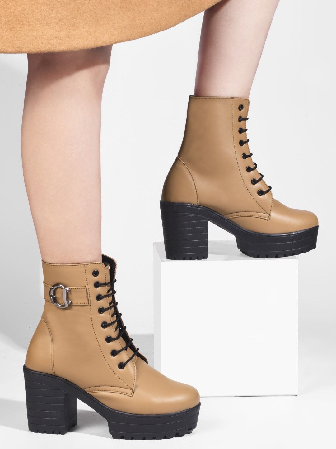 JM Looks JM Looks Women Block-Heeled Chunky Boot