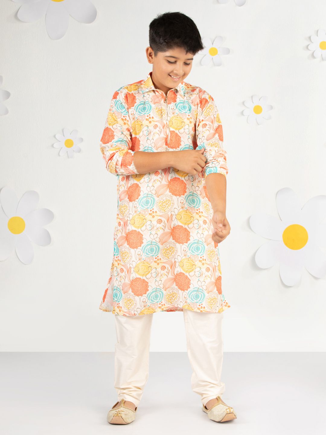 VASTRAMAY Boys Floral Printed Regular Kurta With Pyjama