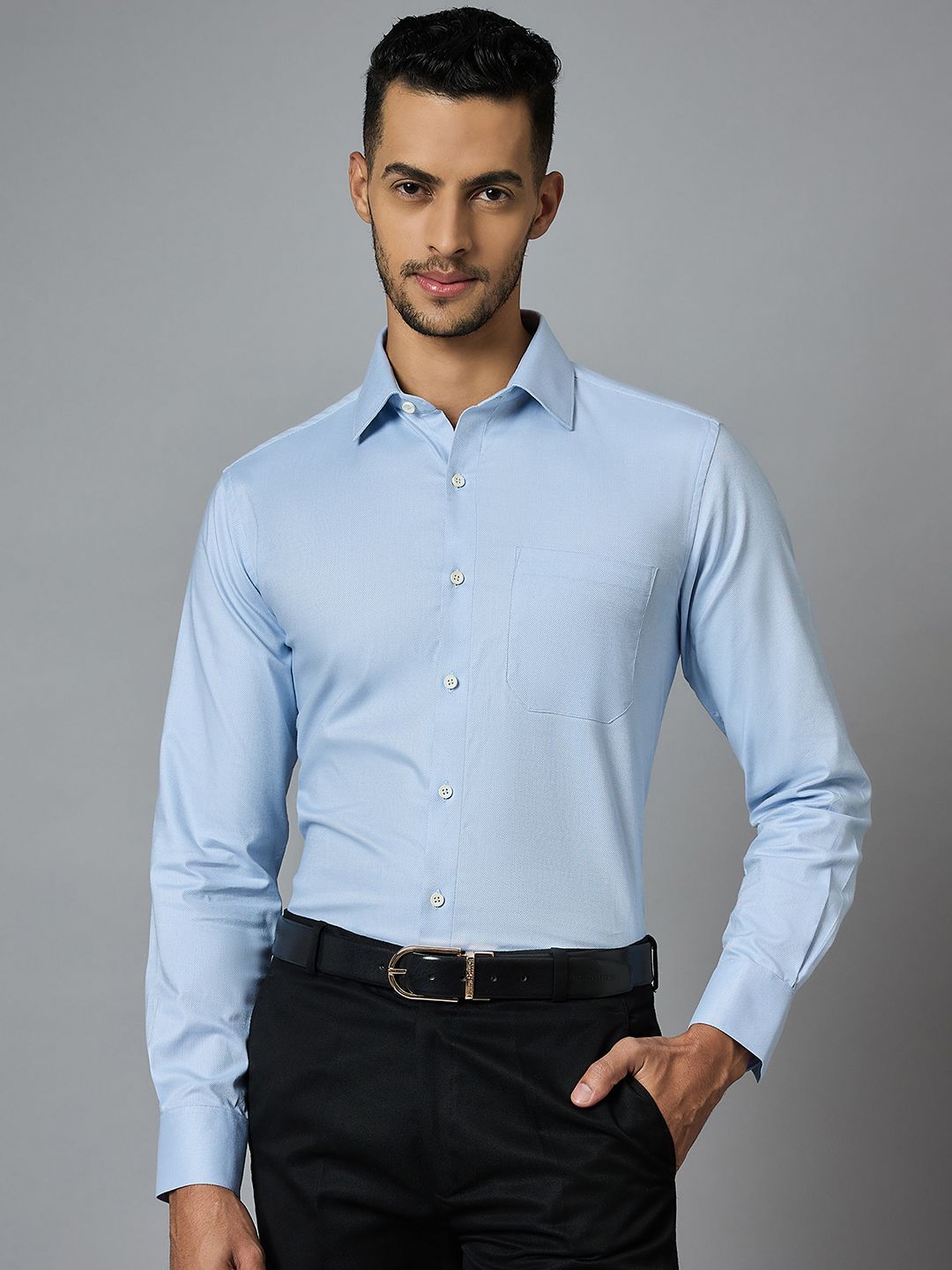 LOUIS STITCH Men Classic Fit Spread Collar Textured Cotton Formal Shirt