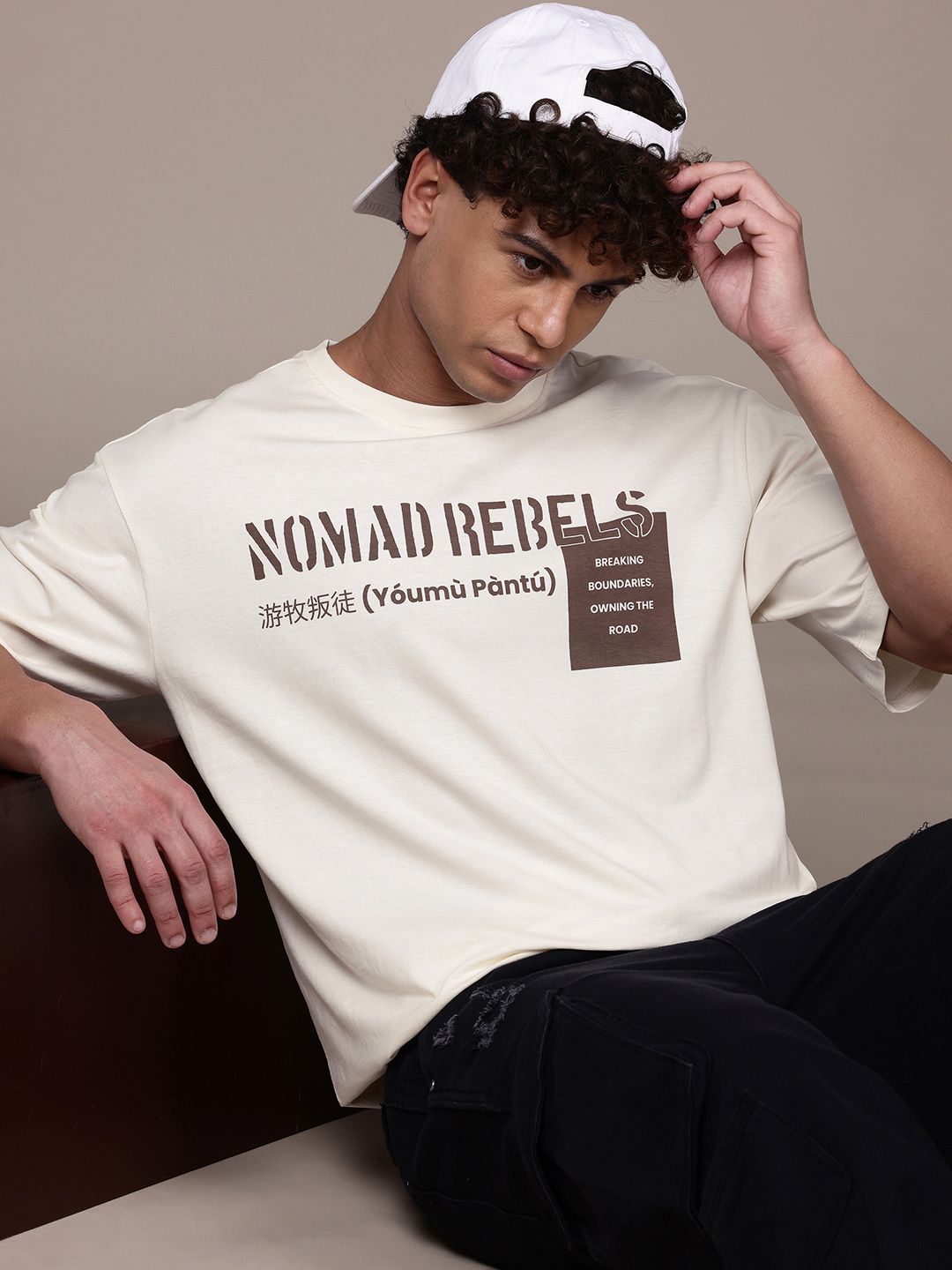 The Roadster Lifestyle Co. Printed Drop-Shoulder Sleeves Pure Cotton Relaxed Fit T-Shirt