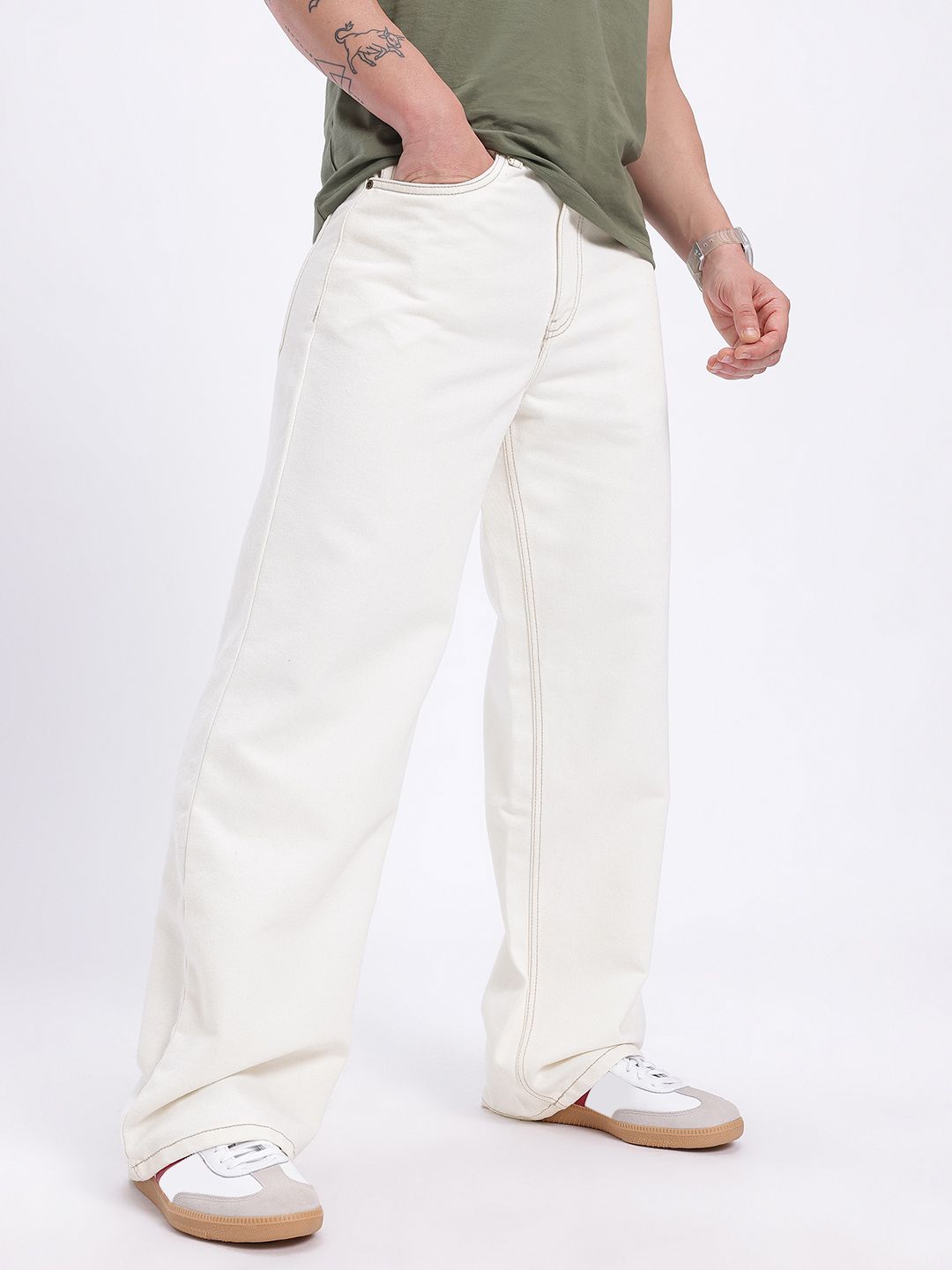 glitchez Men Contrast Stitch Wide Leg Jeans