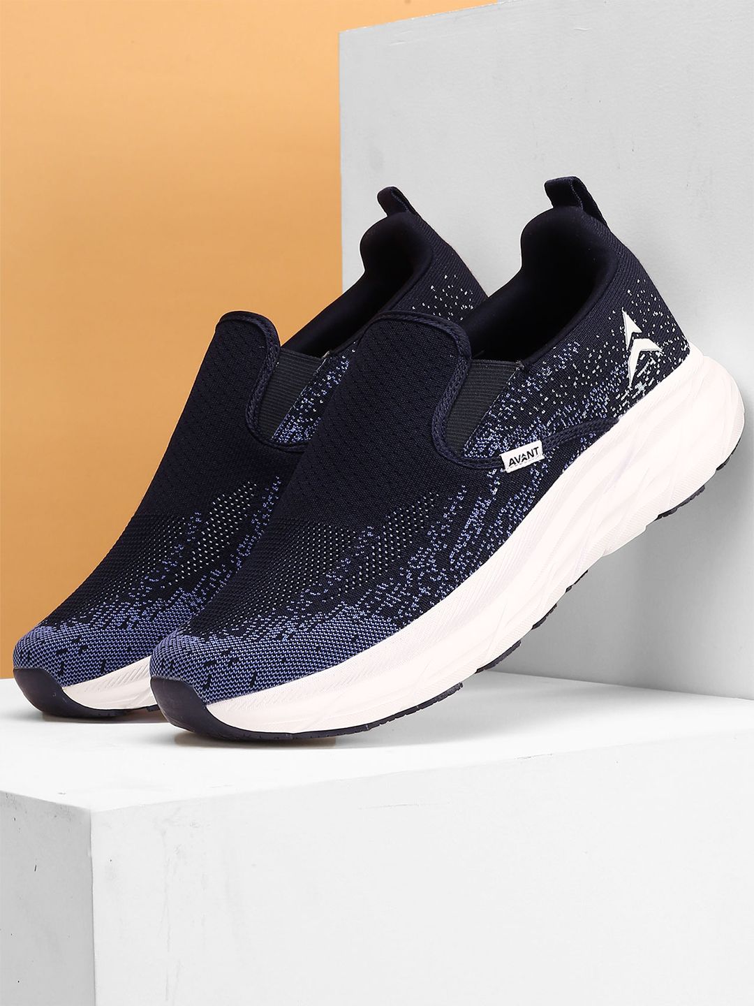 Avant Men Geo Stride Slip-On Walking Shoes