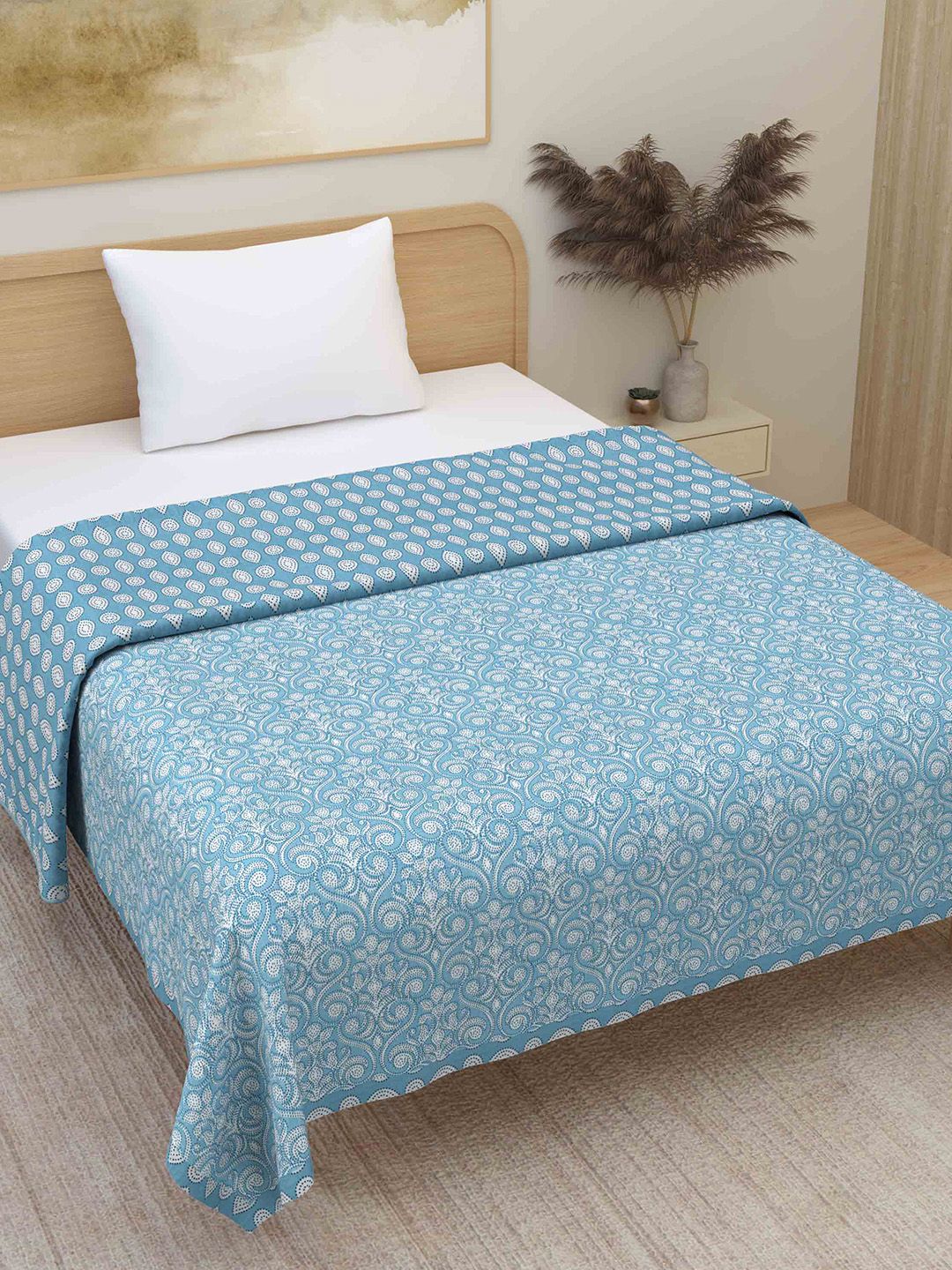 Plarsh Comfort Blue Geometric Mild Winter 300 GSM Pure Cotton Reversible Single Bed Dohar