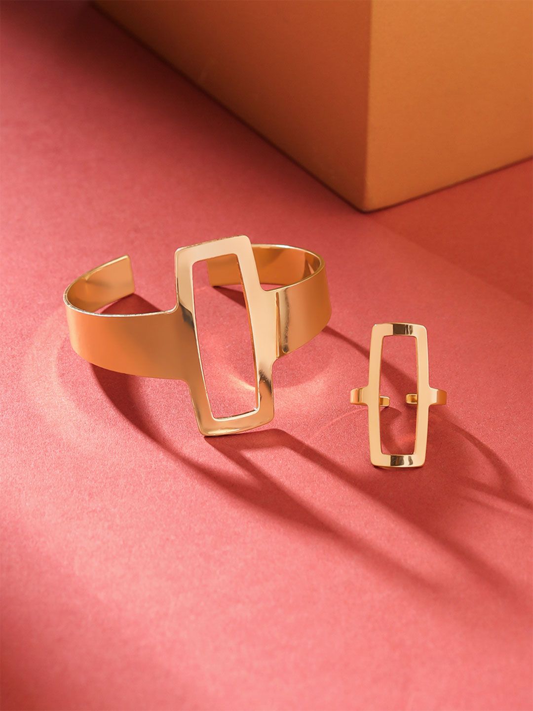 Buy Peprika Unisex Cubic Zirconia Antique Gold-Plated Cuff