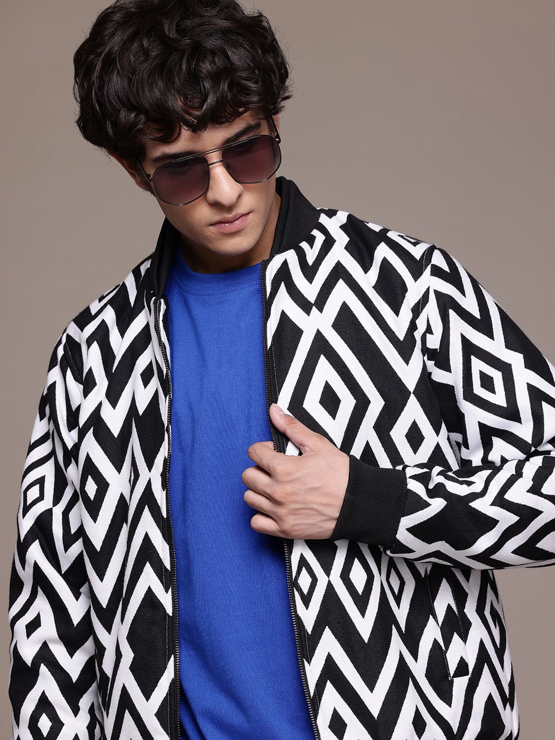 Roadster Men Geometric Printed Bomber Jacket