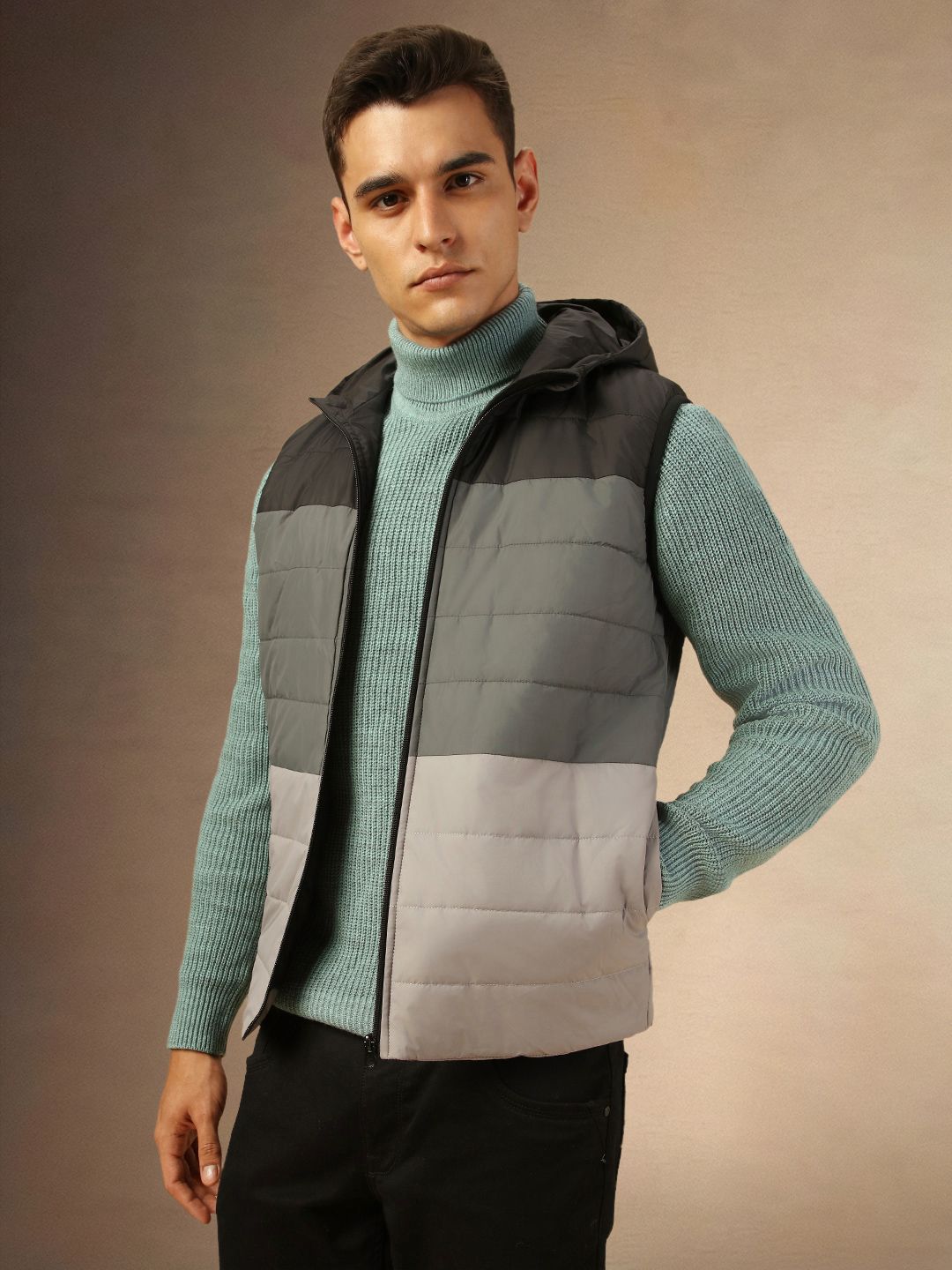 Dennis Lingo Men Hooded Colourblocked Casual Padded Jacket