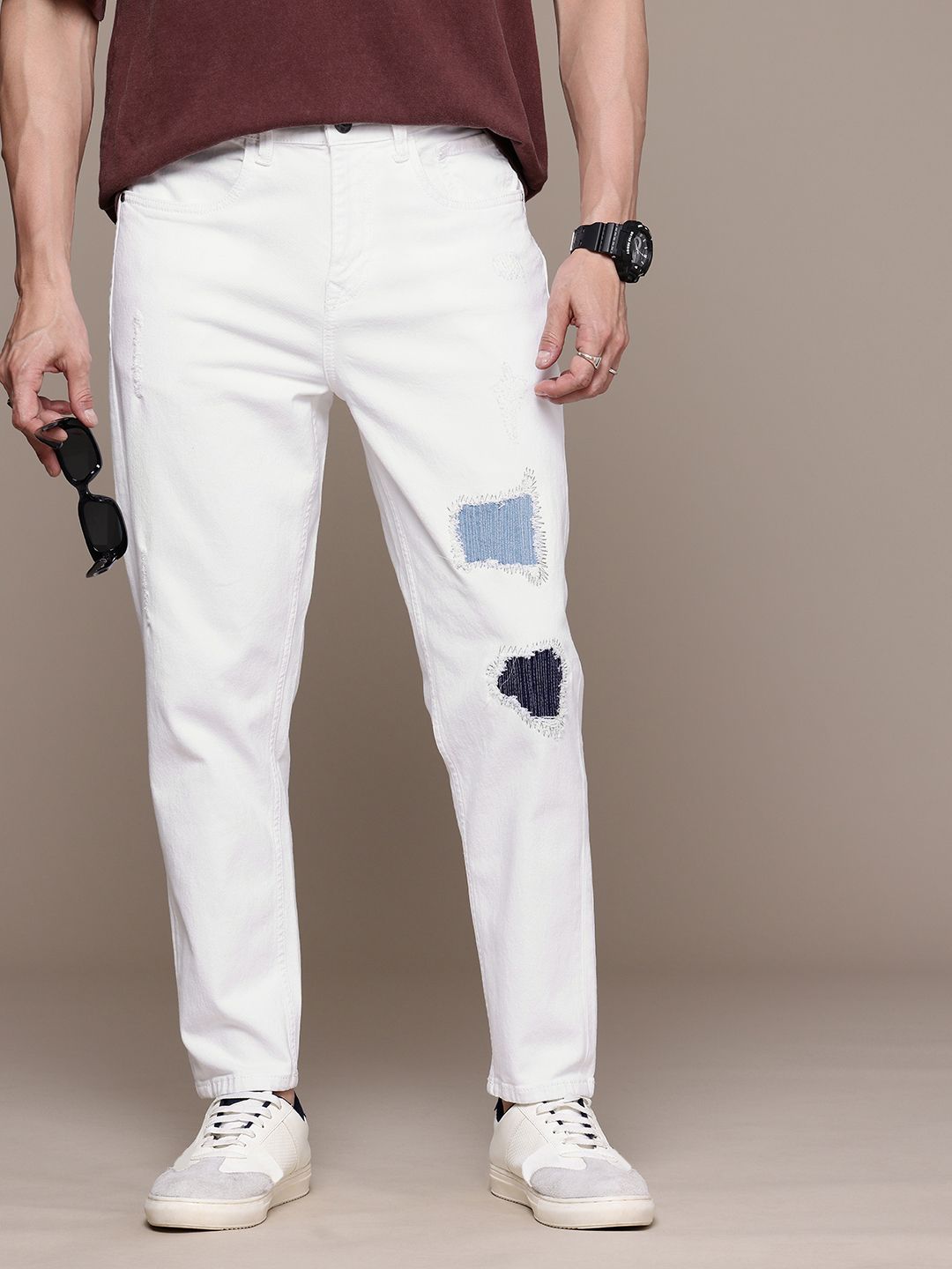 WROGN WROGN Men Mildly Distressed Jeans