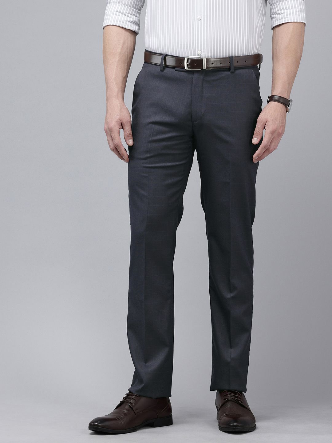 Arrow Men Checked Hudson Tapered Fit Formal Trousers