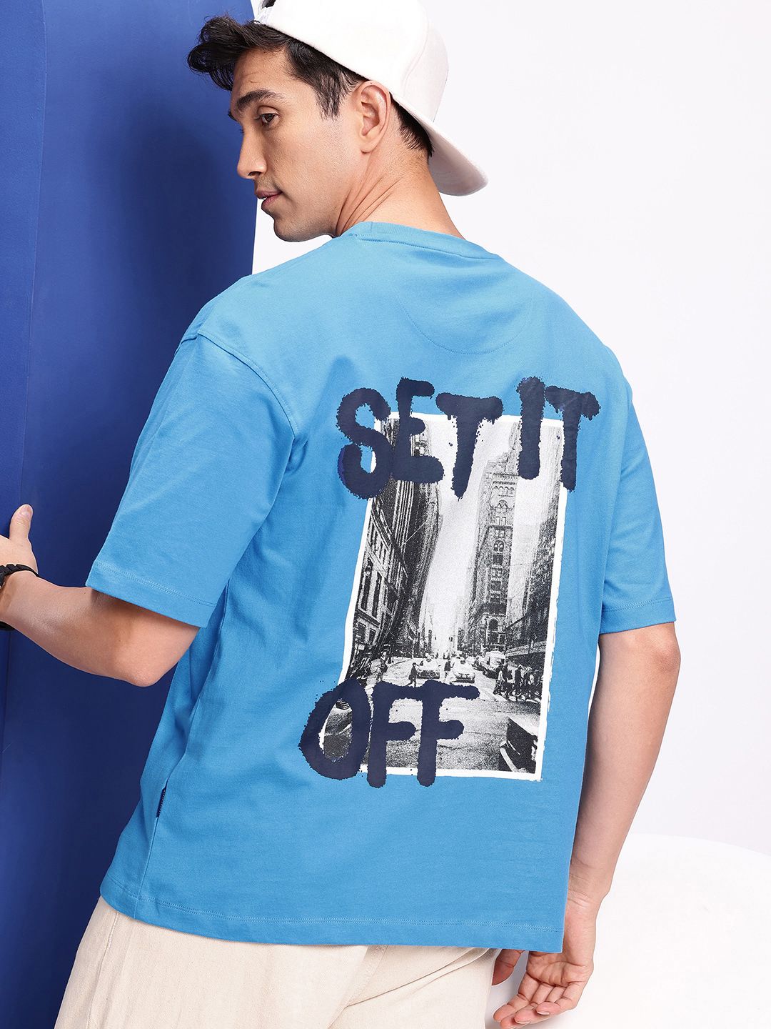 Aeropostale Graphic Printed Drop-Shoulder Sleeves Pure Cotton Relaxed Fit T-shirt