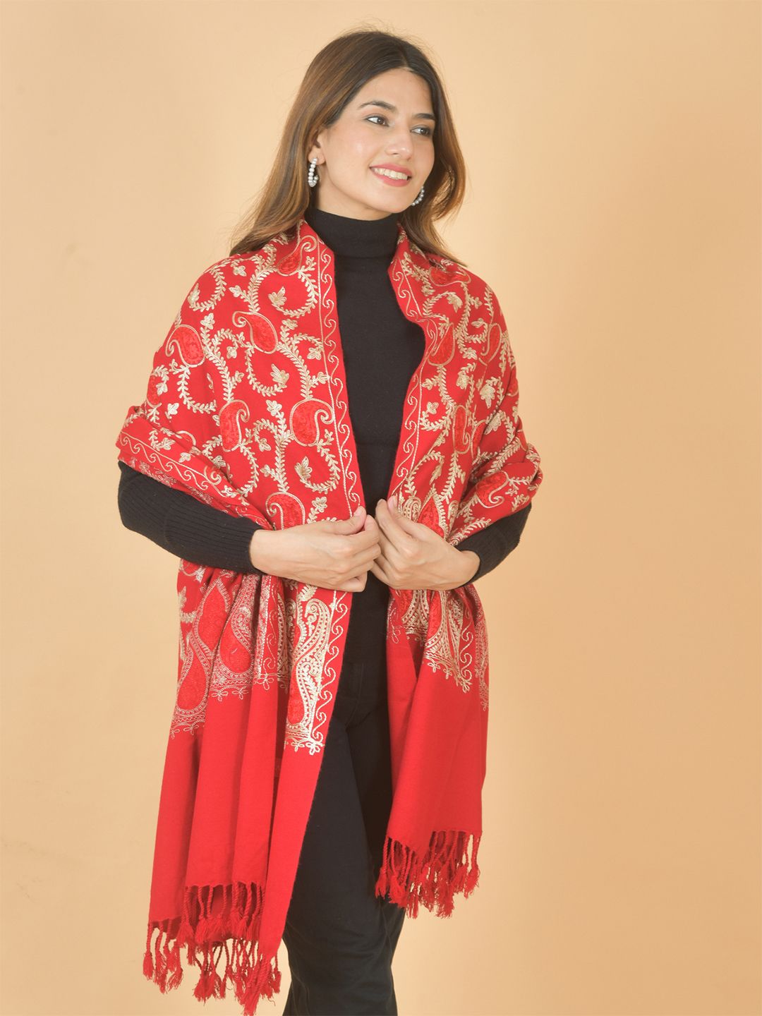 BAISA Paisley Embroidered Woollen Shawl