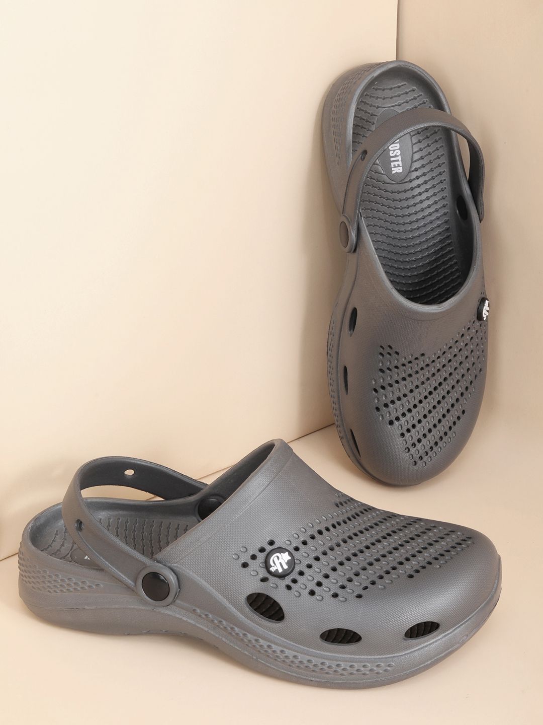 The Roadster Lifestyle Co Men Lightweight Clogs
