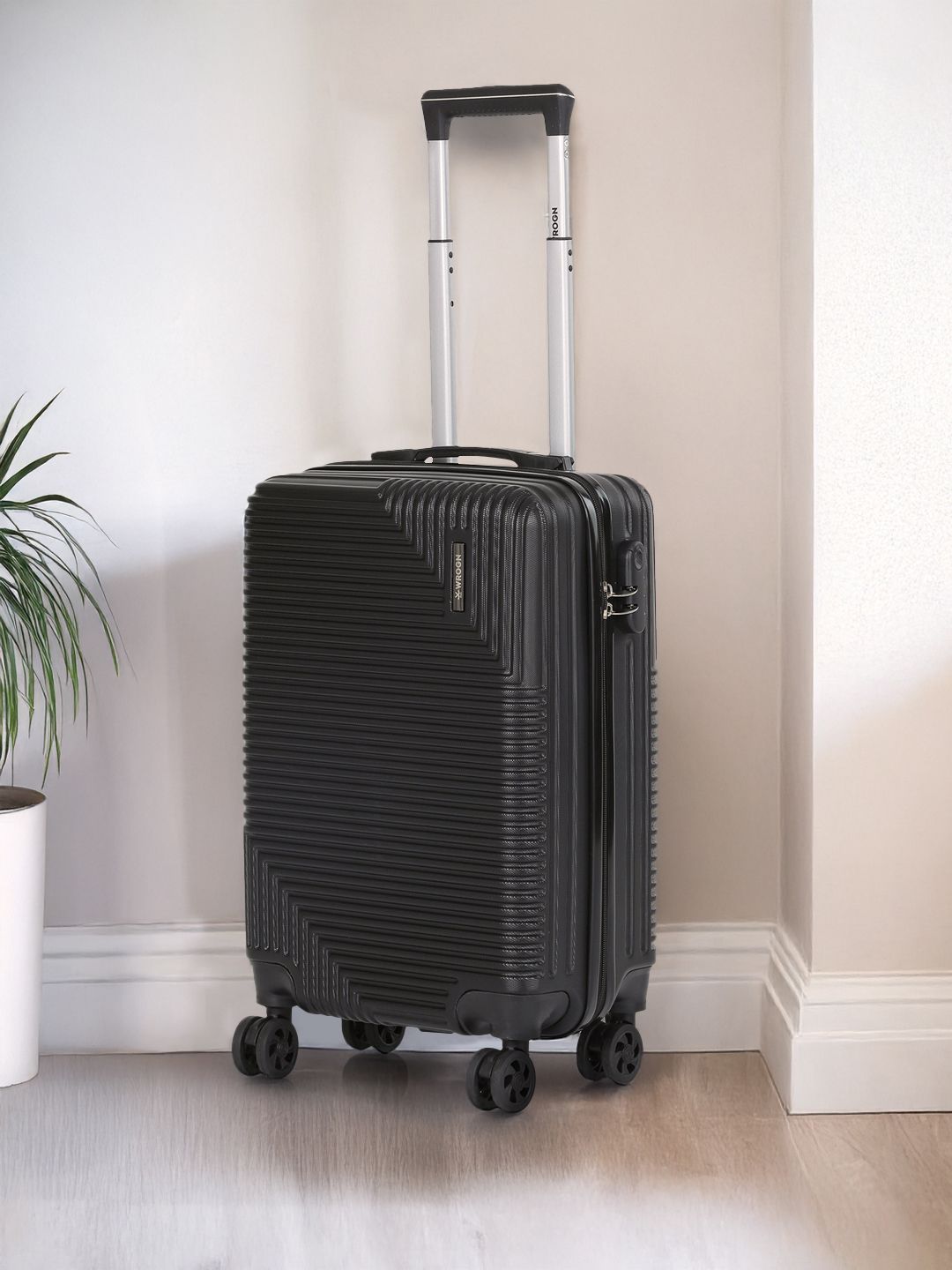 WROGN Textured Hard-Sided Cabin Trolley Suitcase 35L