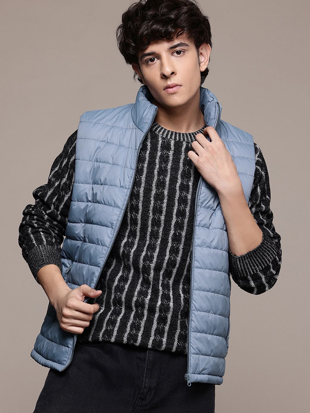The Roadster Lifestyle Co. Men Lightweight Gilet