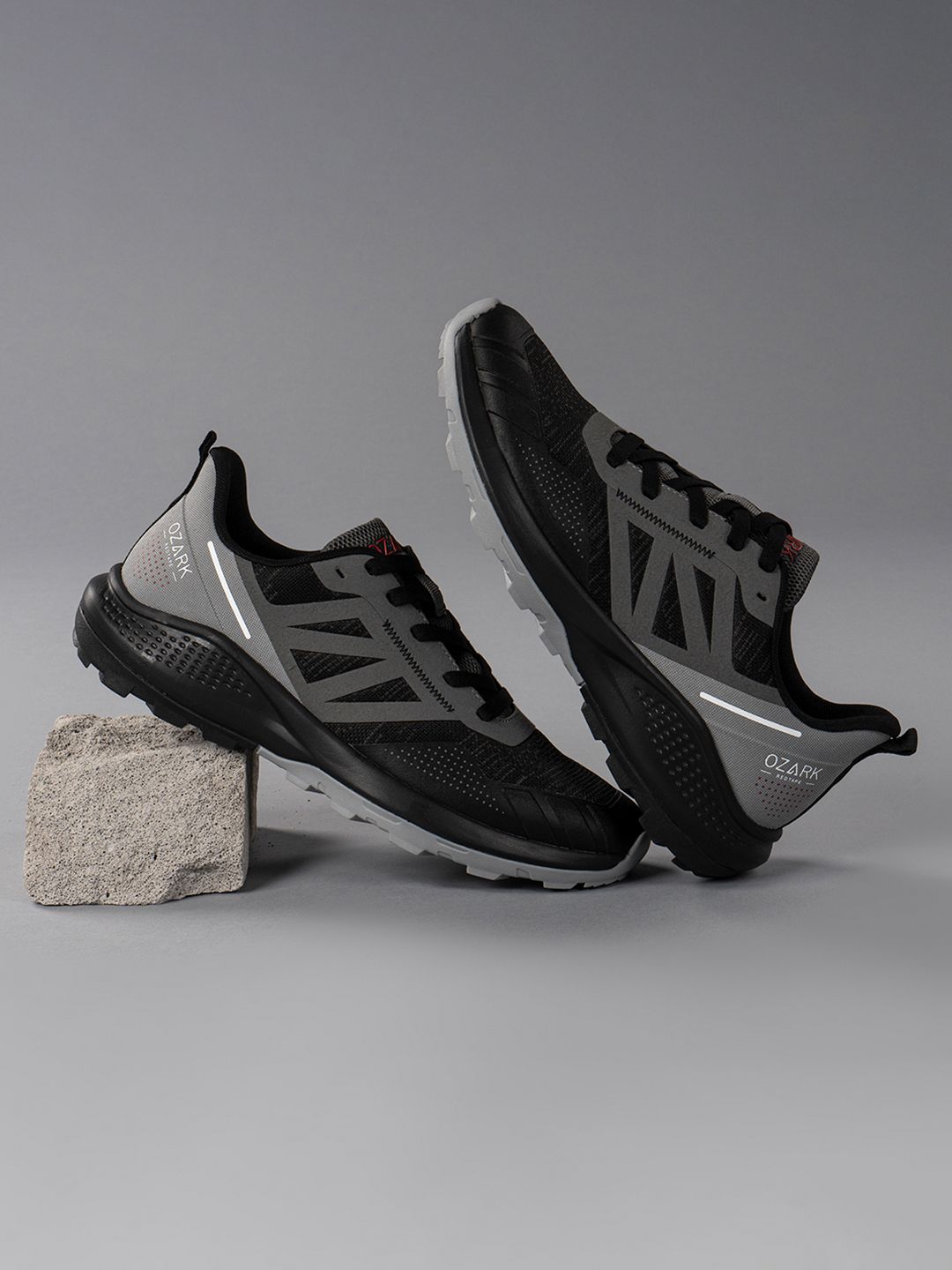 Red Tape Ozark Men Hiking Shoes