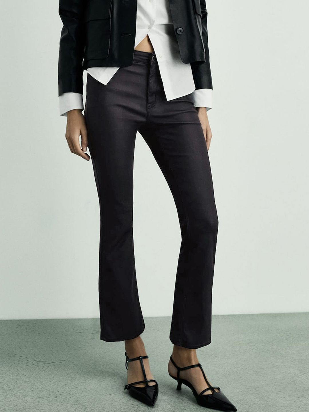 Bootcut Flared Crop Jeans