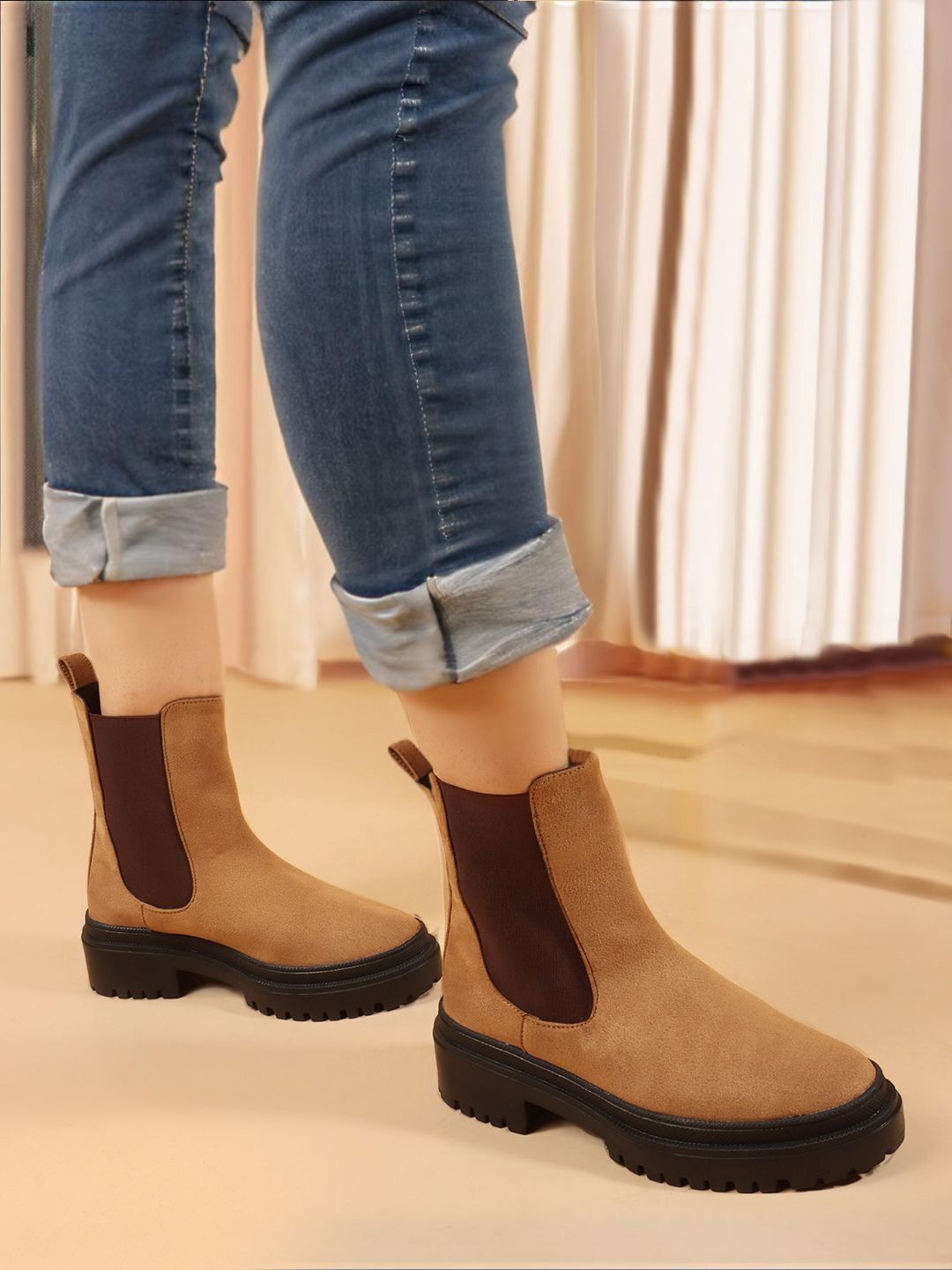 Carlton London Women Casual Block-Heeled Chelsea Boots