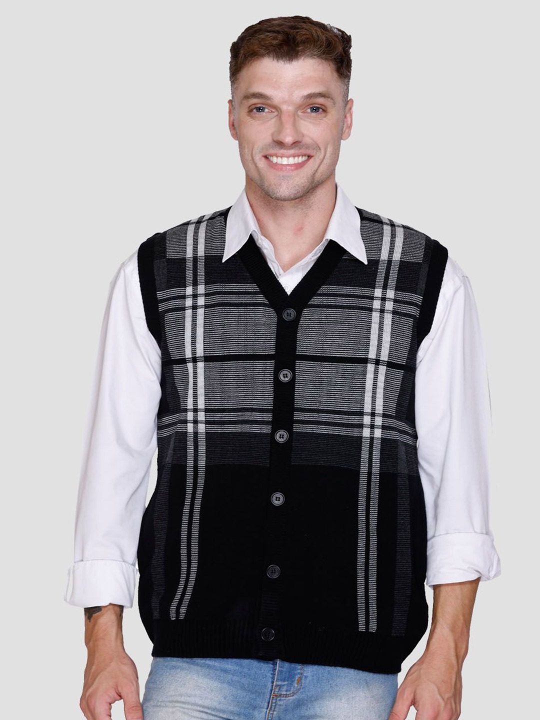 aarbee Men Checked Woollen Front Open Sweater