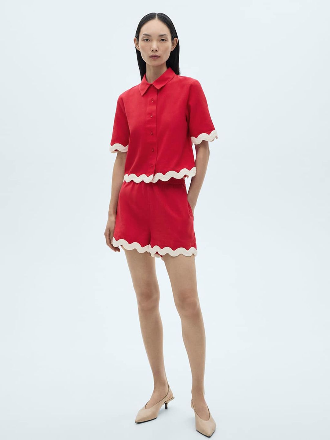 Lace Insert Regular Shorts