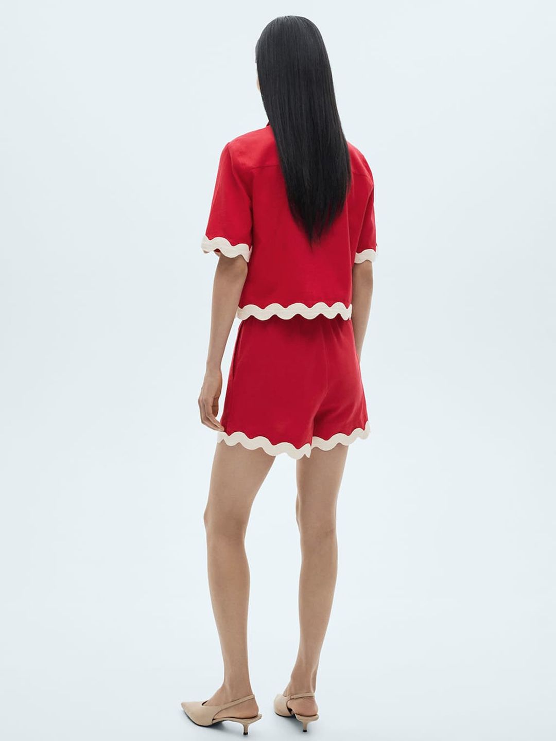 Lace Insert Regular Shorts