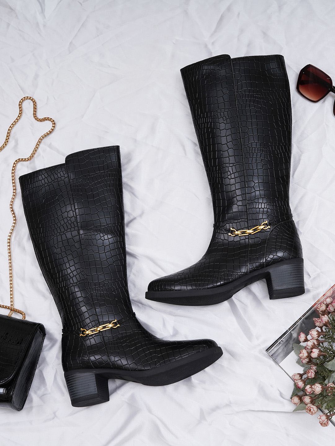 CLOG LONDON Women Textured Casual Winter Boots