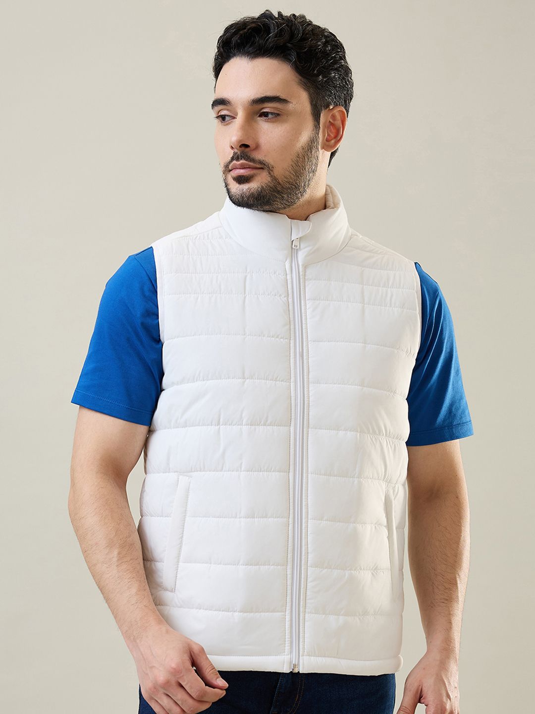 TIM PARIS Men Solid Lightweight Sleeveless Gilet Jacket