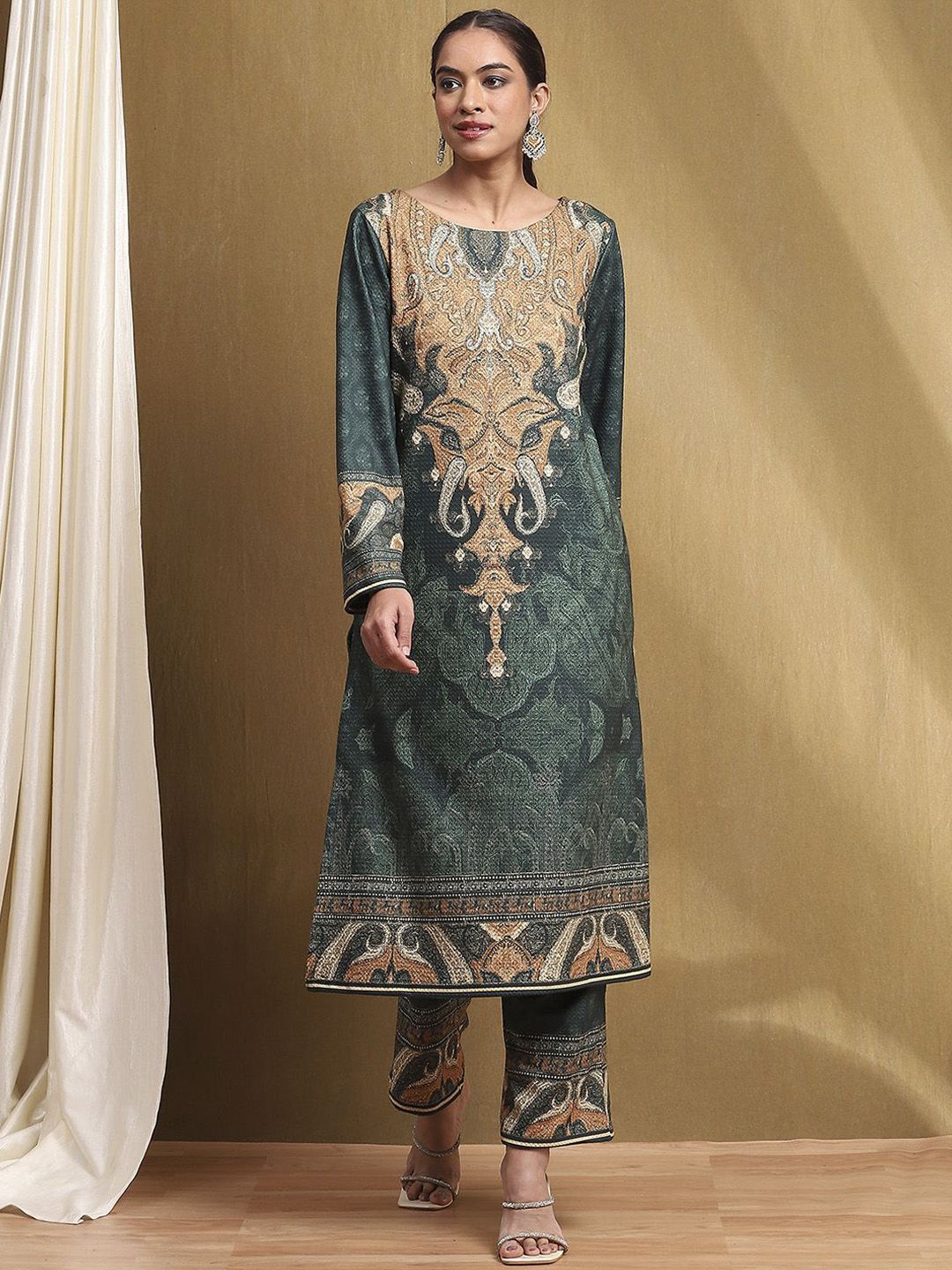 Biba Ethnic Motifs Embroidered Round Neck Long sleeves Regular Republic Day Kurta With Trouser