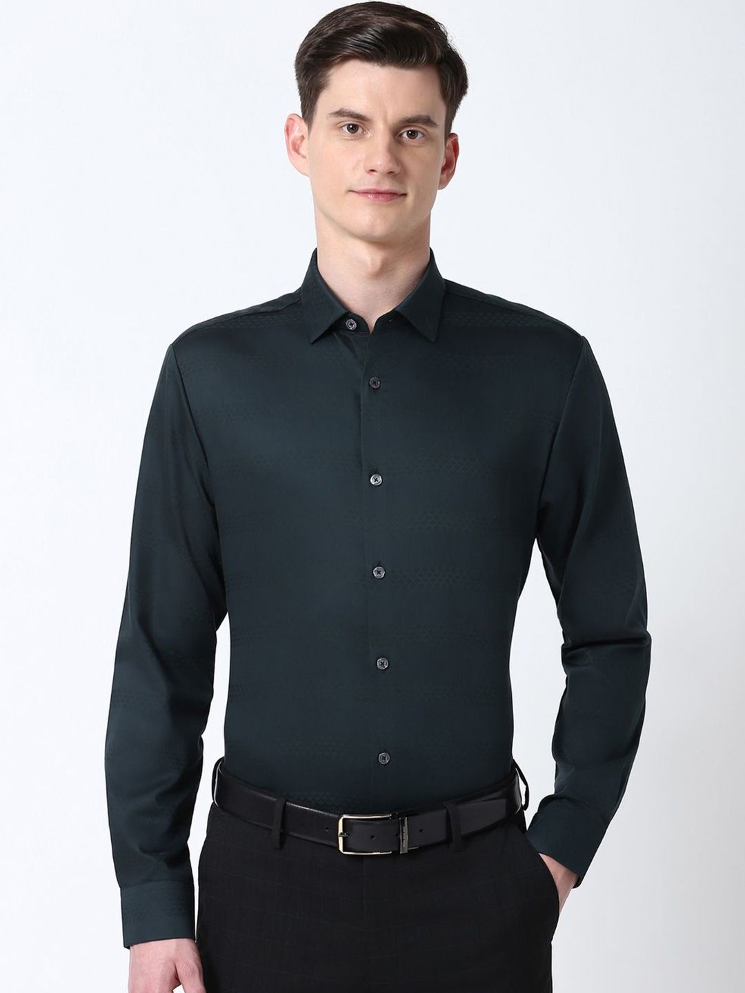 Peter England Elite Men Spread Collar Textured Cotton Slim Fit Formal Shirt