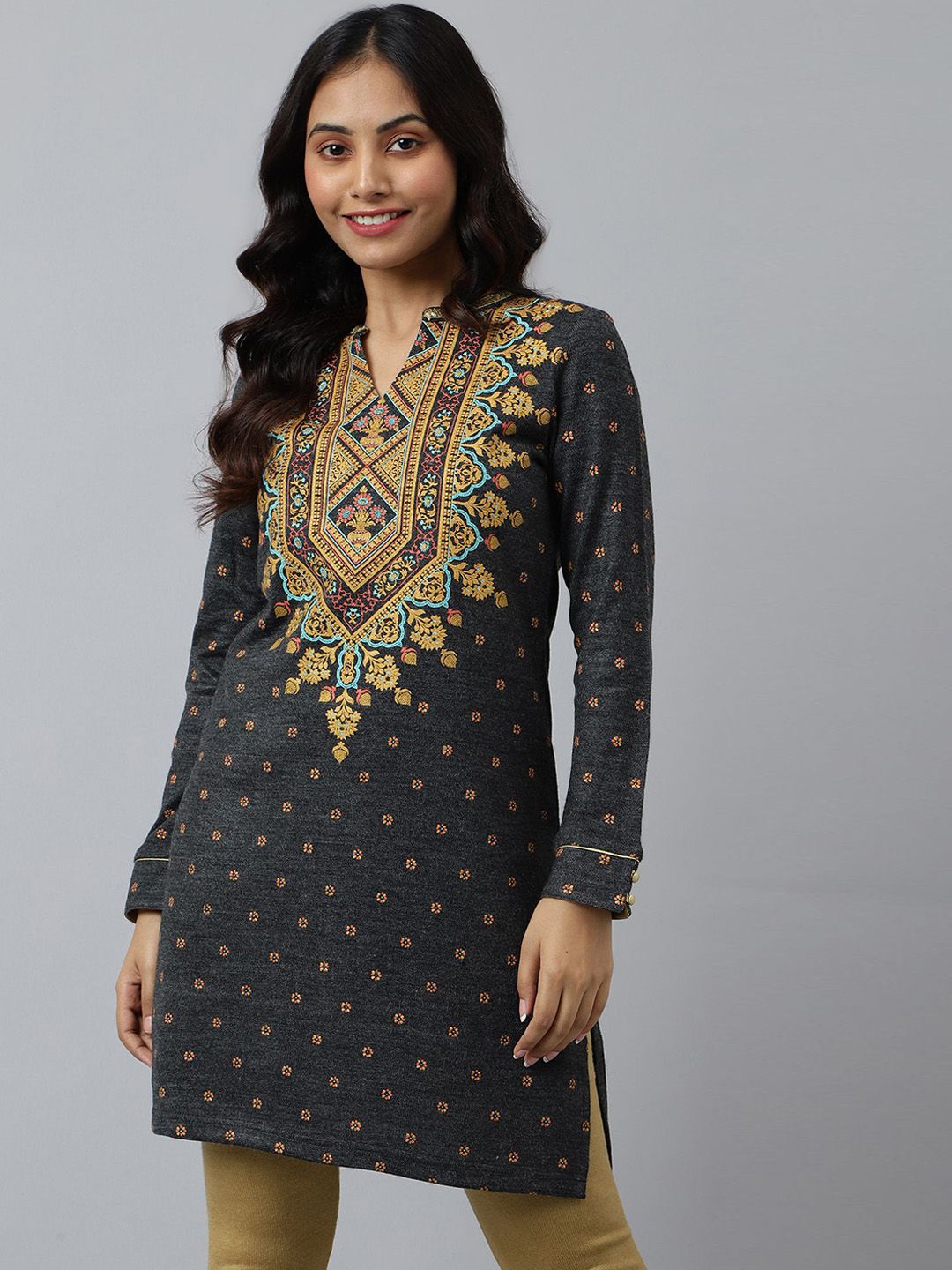 AURELIA Ethnic Motifs Printed Sequinned Acrylic Straight Kurti