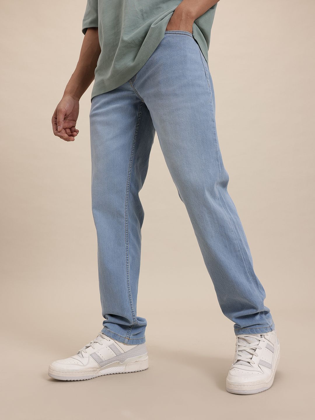 The Roadster Life Co. Men Slim Fit Mid-Rise Light Fade Stretchable Jeans