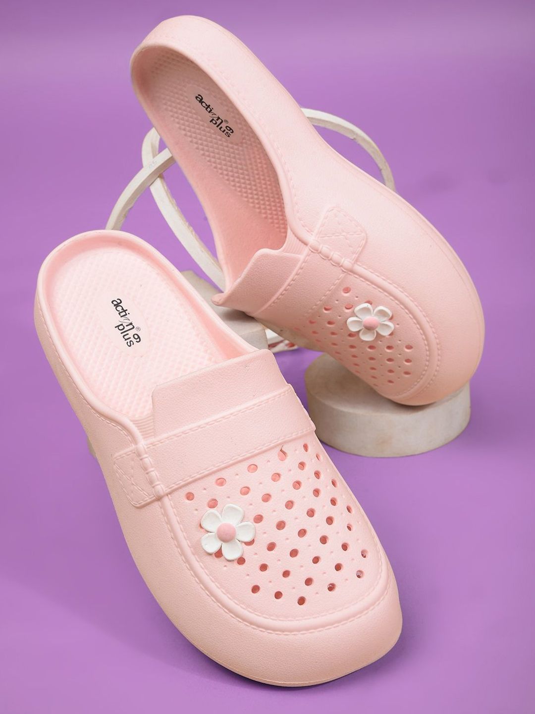 Action Plus Women Self Design Clogs