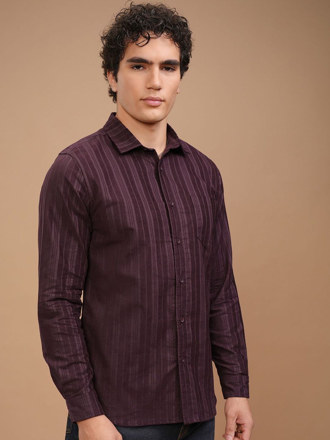 HIGHLANDER Men Slim Fit Spread Collar Vertical Striped Cotton Casual Shirt