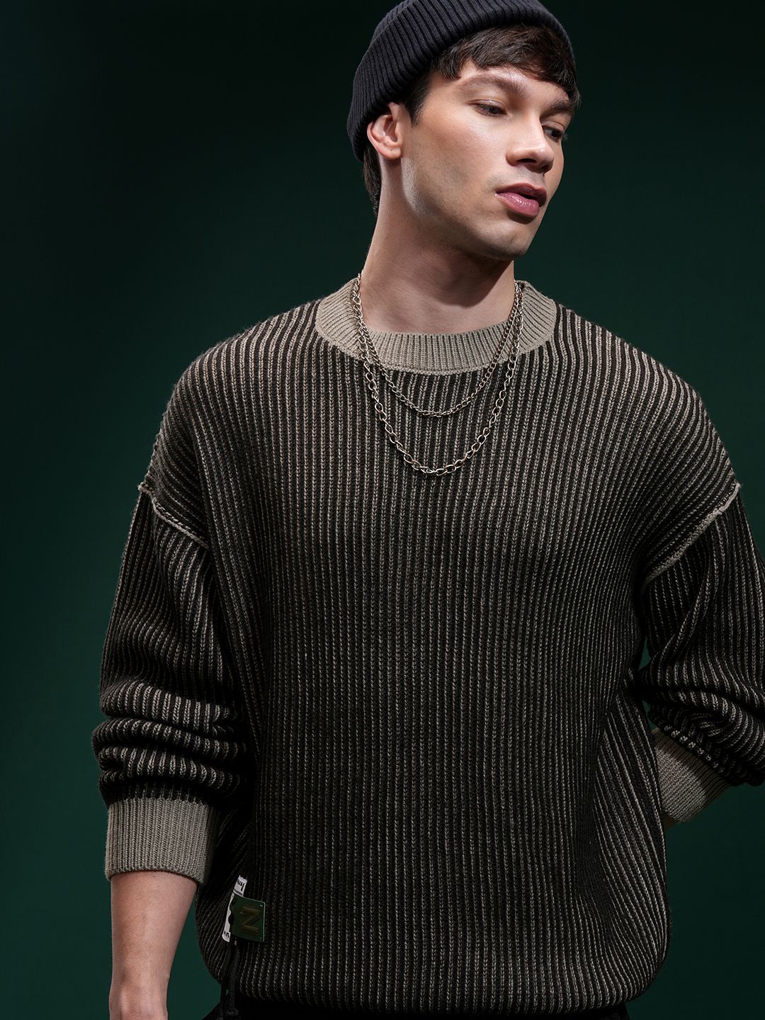 HIGHLANDER Men Embellished Round Neck Sweater