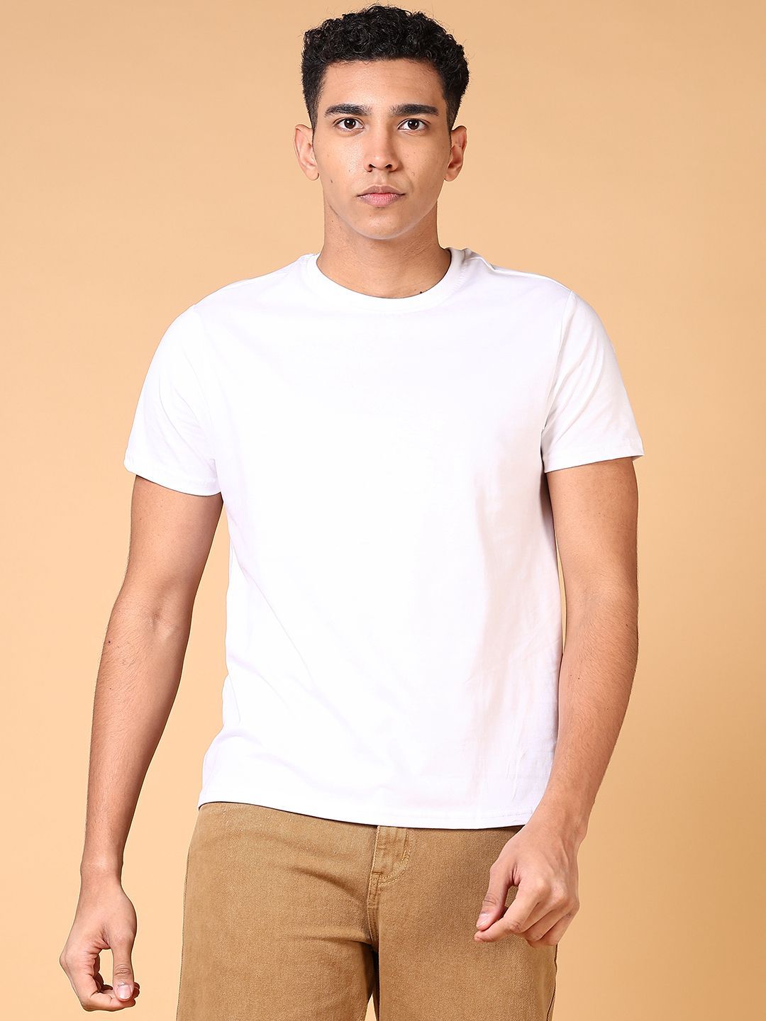 V-Mart Men Solid Round Neck Cotton T-shirt