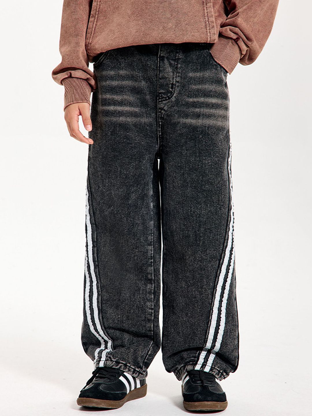LULU & SKY Boys Straight Fit High-Rise Washed Stripe Detail Jeans