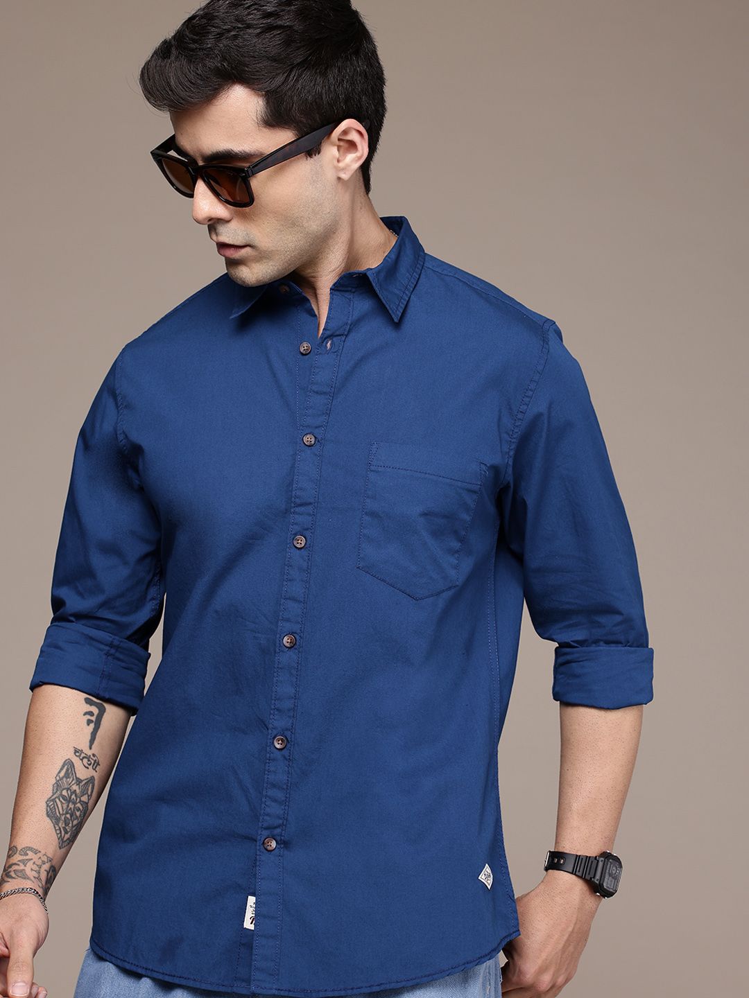 The Roadster Lifestyle Co. Solid Pure Cotton Casual Shirt