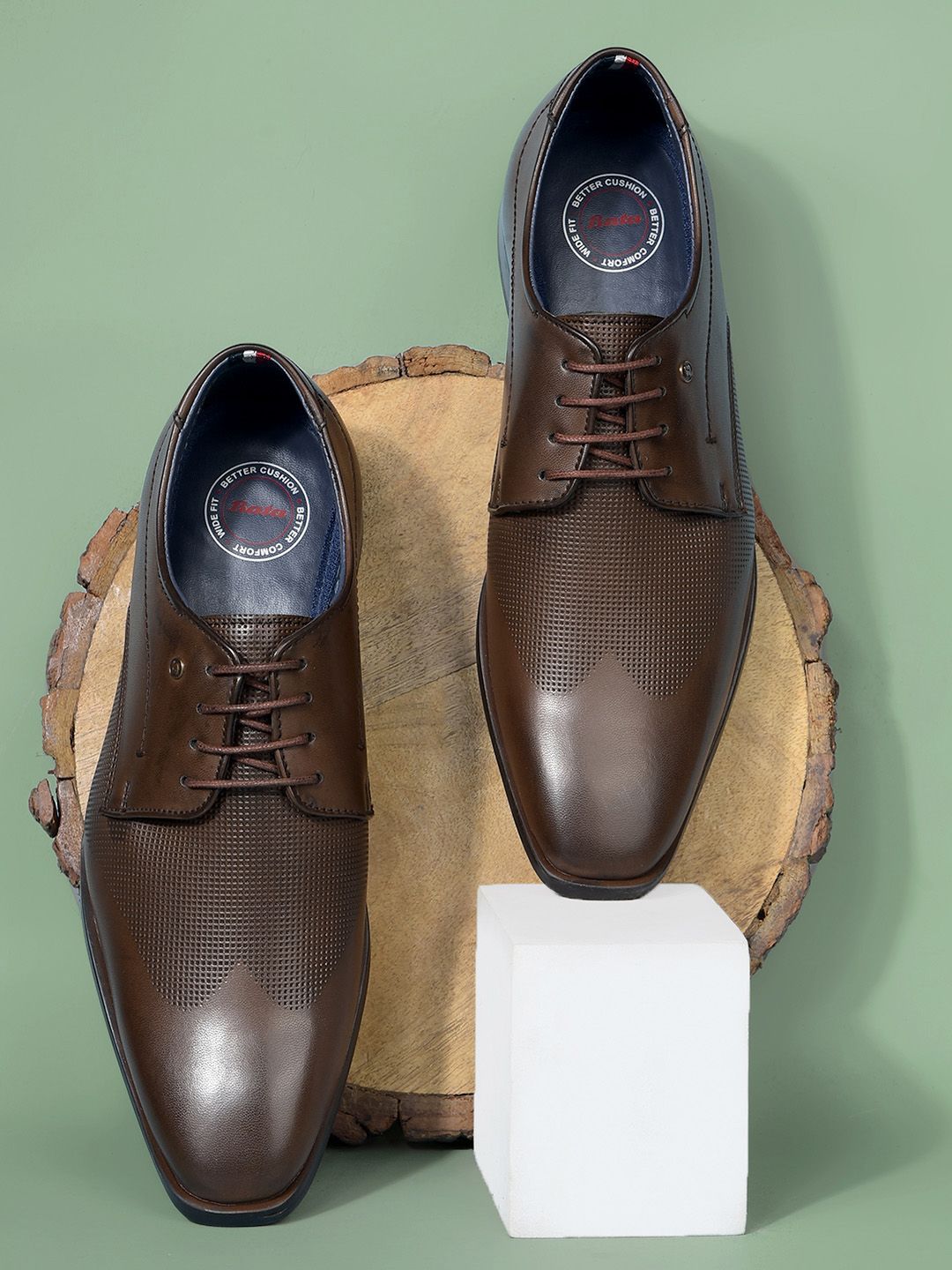 Bata Men Textured Formal Derbys