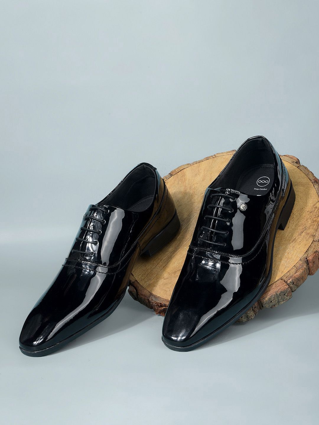 Hush Puppies Men Leather Formal Oxfords