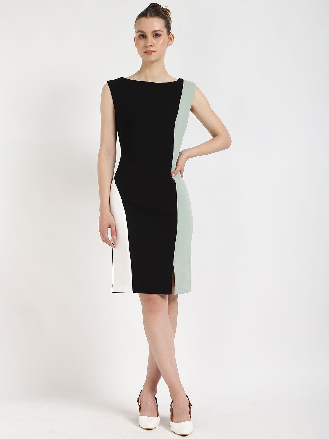 Calvin Klein Jeans Women Colourblocked Sheath Dress
