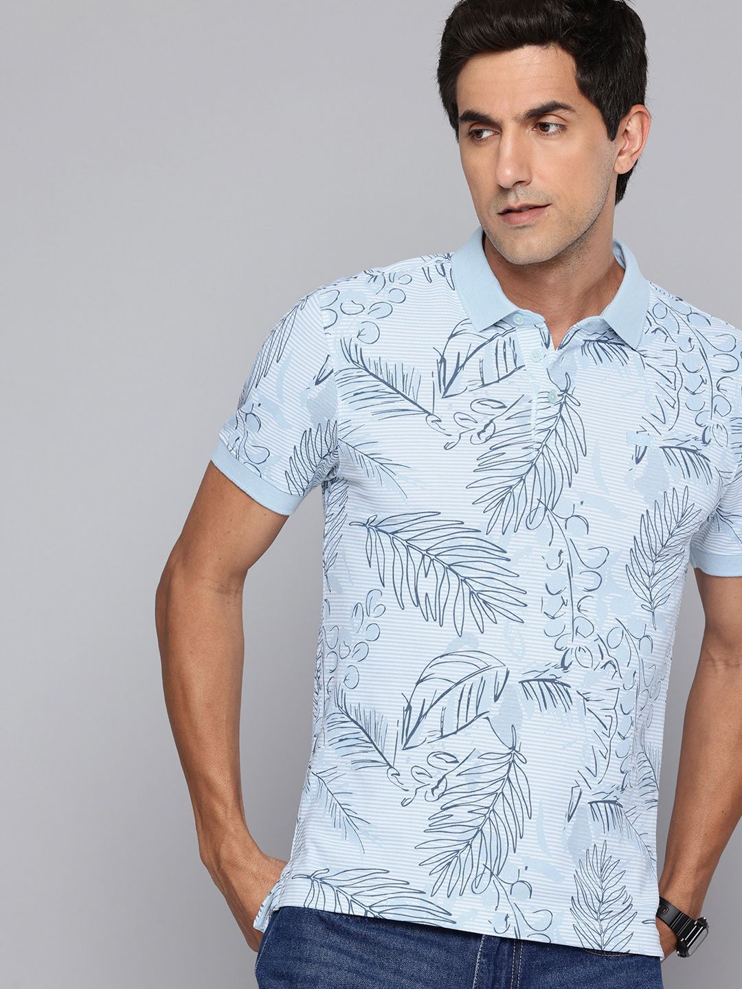 Levis Tropical Printed Slim Fit Polo Collar T-shirt