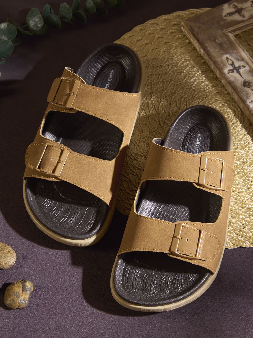 MICHAEL ANGELO Men Sliders Flip Flops