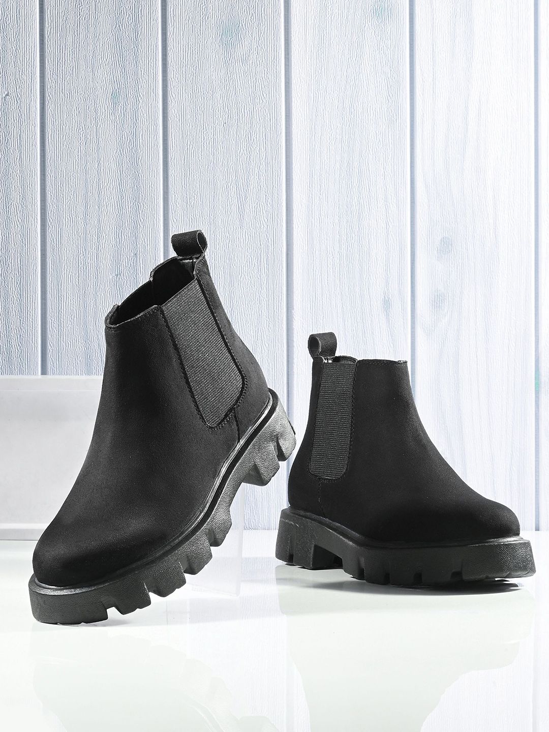 Buy AfroJack Men Block-Heeled Chelsea Boot - Boots for Men