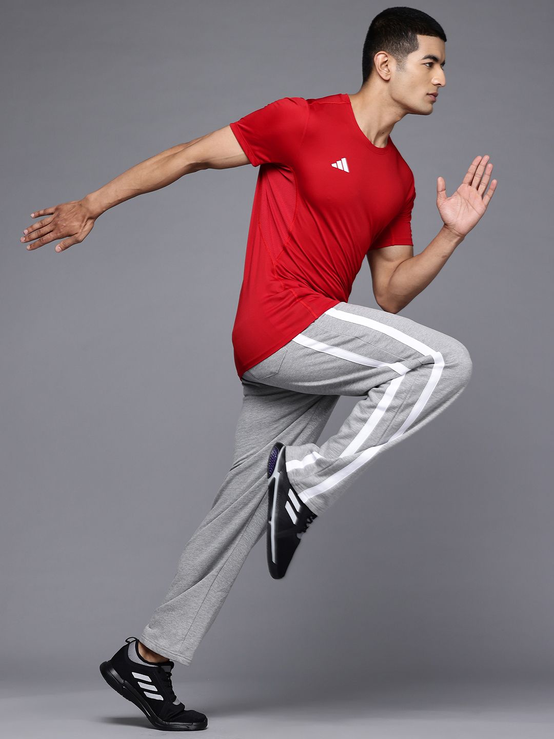 Buy ADIDAS Adizero Essential T-shirt - Tshirts for Men 32156073