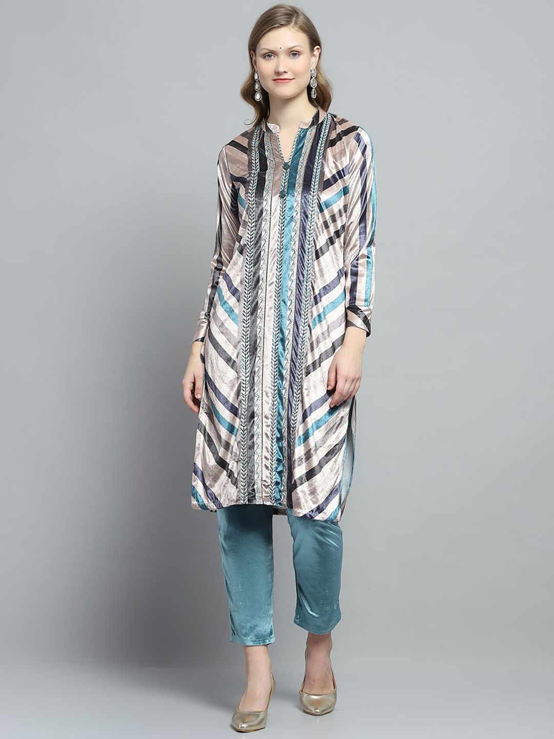 Monte Carlo Striped Self Design Mandarin Collar Straight Kurta With Trousers