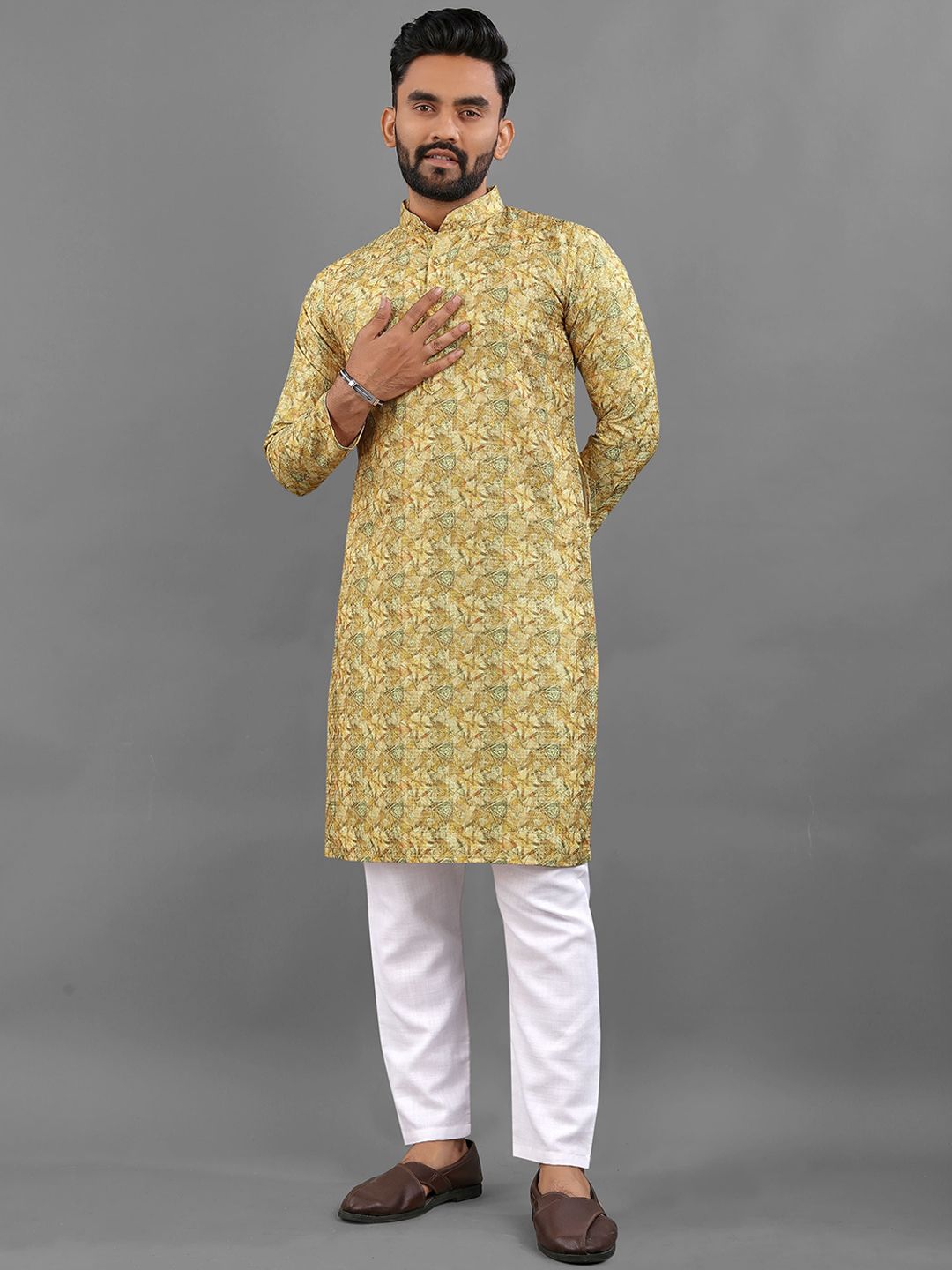 CHARLOTTE GRACIOUS Geometric Printed Mandarin Collar Kurta