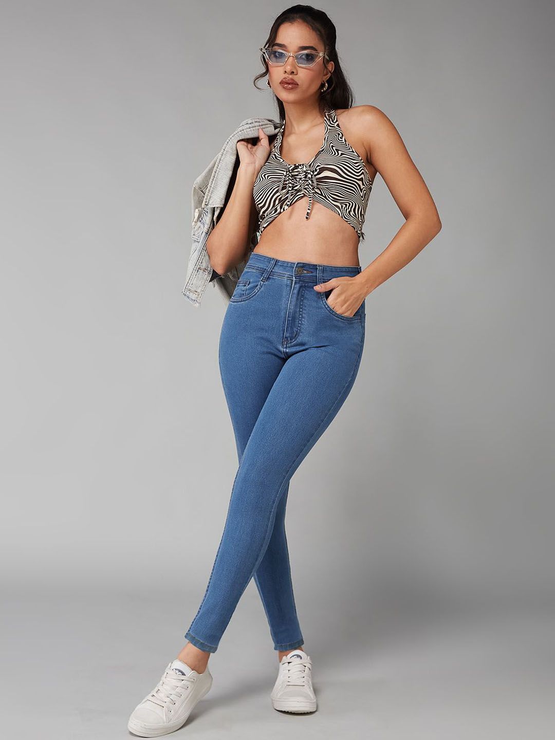 DOLCE CRUDO Women Skinny Fit High-Rise Light Fade Stretchable Jeans