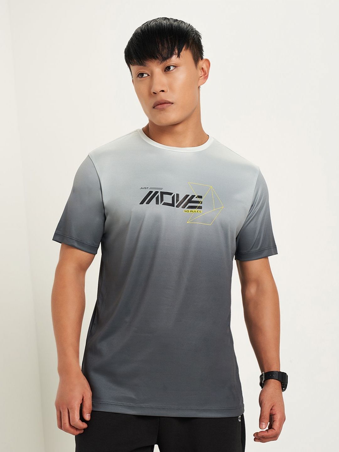 Ajile by Pantaloons Men Slim Fit T-shirt