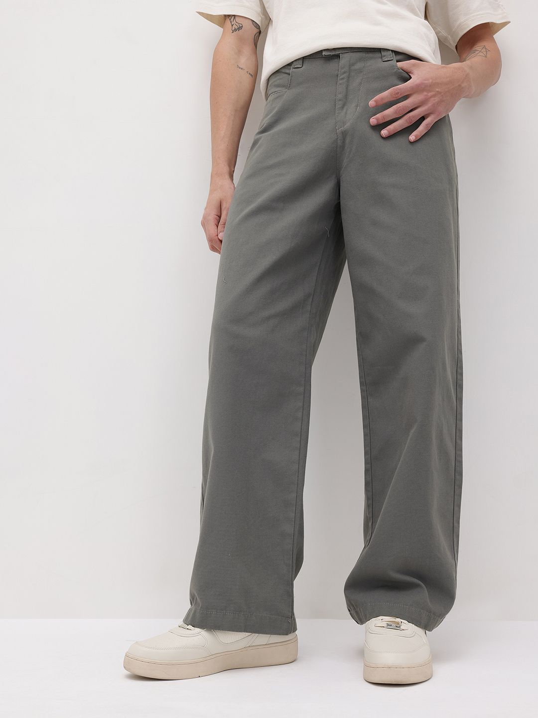 Buy The Roadster Life Co. Men Loose Fit Wide Leg Trousers