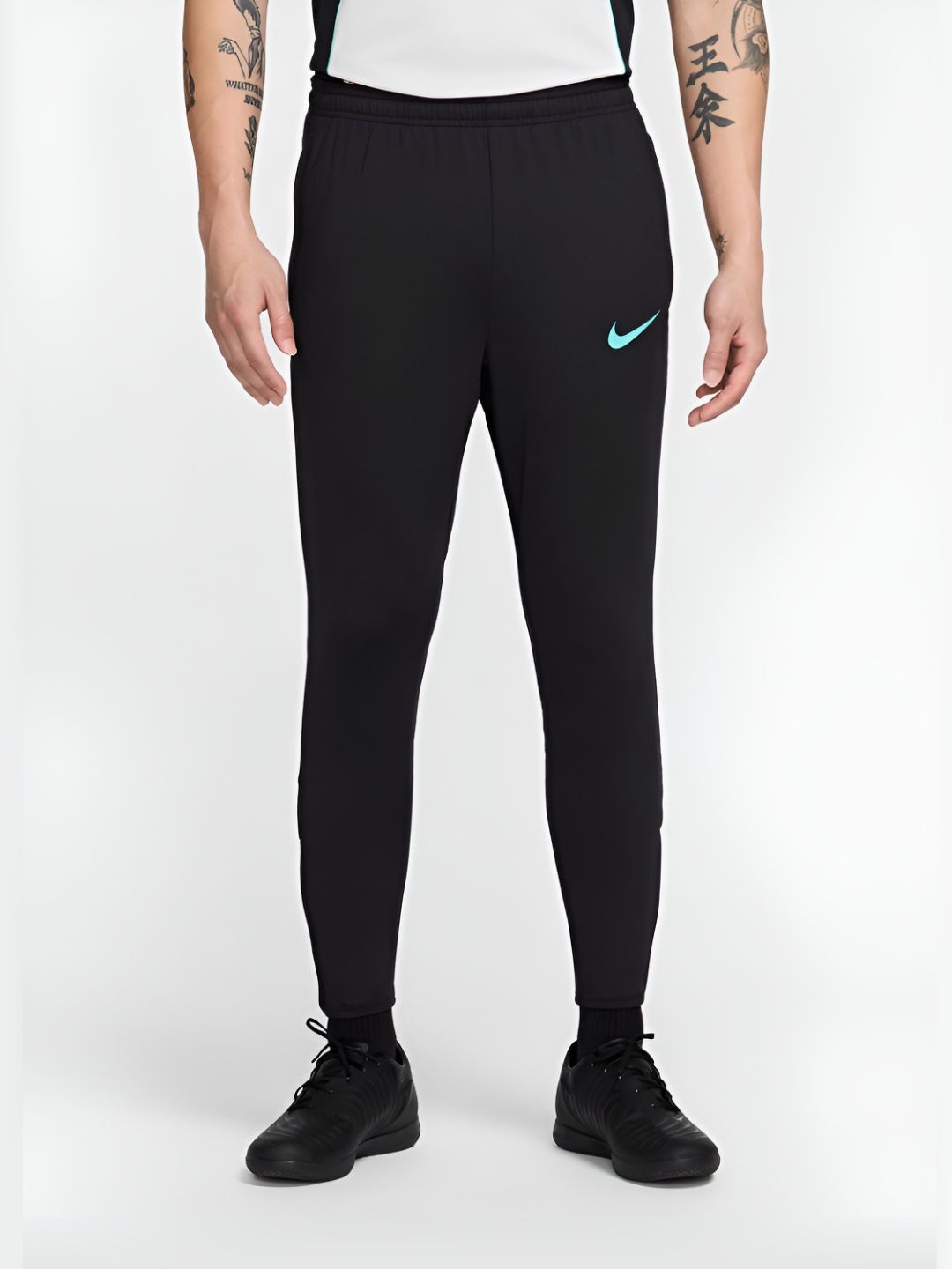 nike football strike joggers