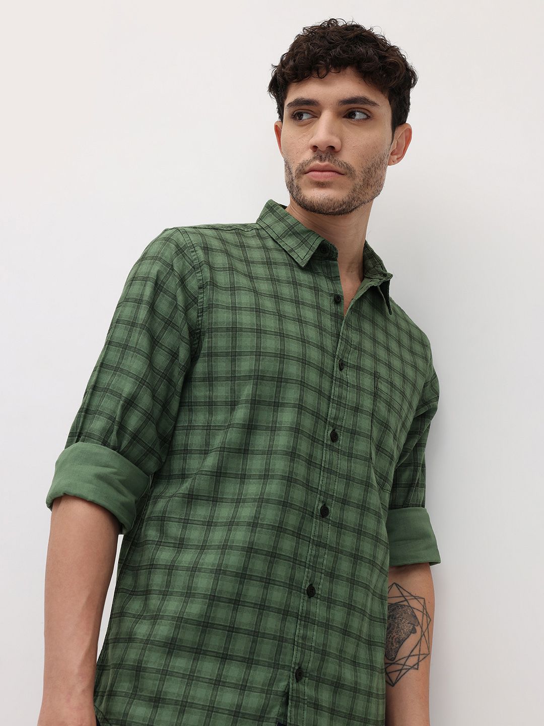 The Roadster Life Co. Pure Cotton Checked Casual Shirt